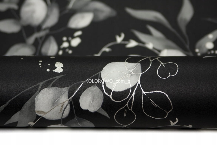 Tapeta-w-LISCIE-na-ELEGANCKIM-czarnym-tle-Winyl-na-Flizelinie-Gama-kolorystyczna-czern-odcienie-szarosci-i-srebra.jpg