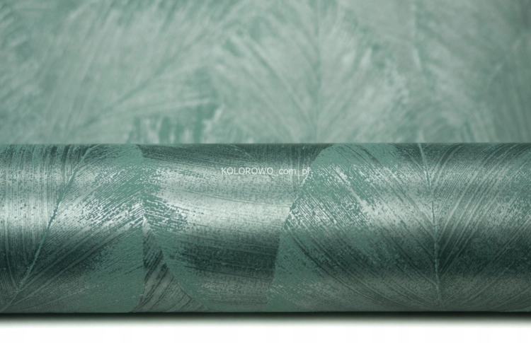 Tapeta-w-desen-z-LISCI-designerski-metaliczny-zielony-blask-na-flizelinie-Marka-Erismann.jpg